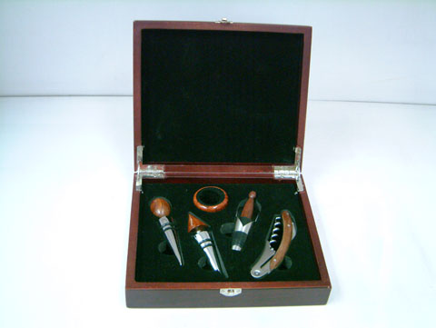 JY-2307  5pcs Wine Set in Wooden box
